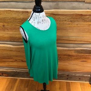 Chico’s green cold shoulder tee Never Worn